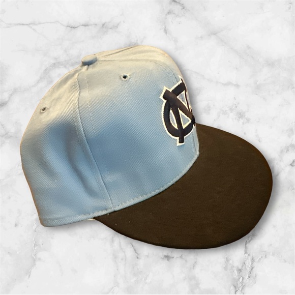 Vintage North Carolina Tar Heels Fitted Size 7 3/8 Cap - Picture 2 of 4